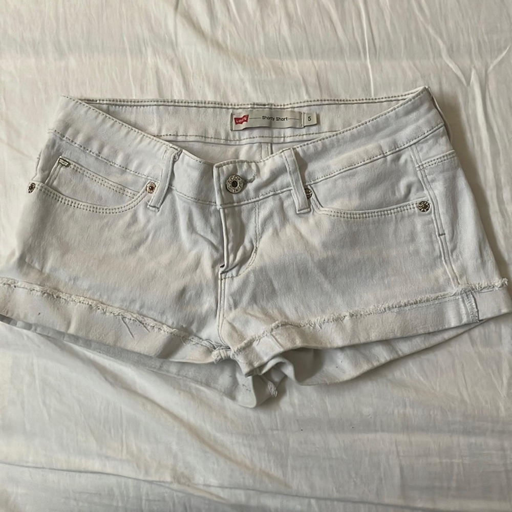 Levi’s shorts